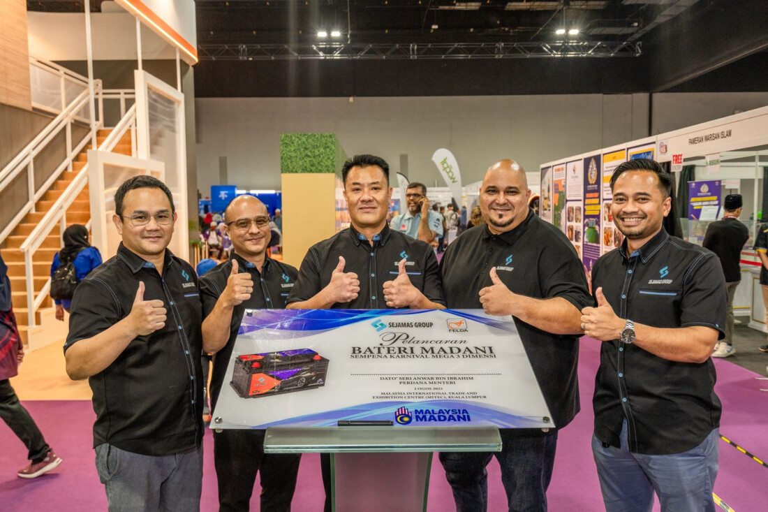 Sejamas World team at Bateri Madani launch